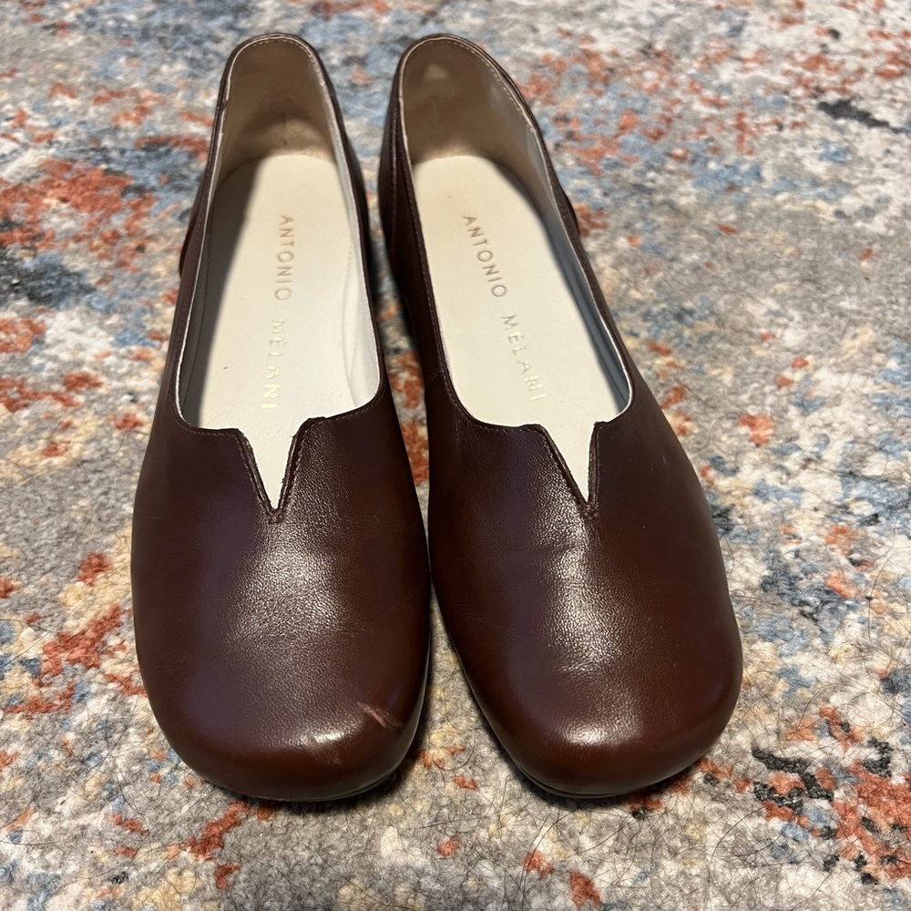 Antonio Melani Brown Flats